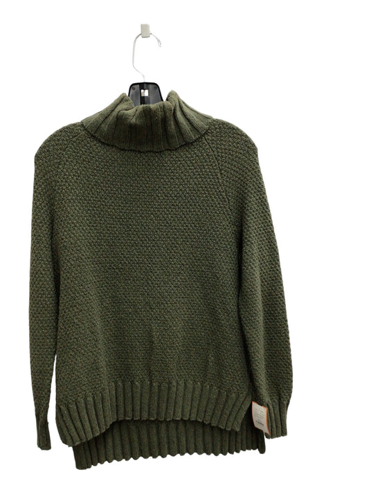 Small Green Patagonia Turtle Neck Sweater